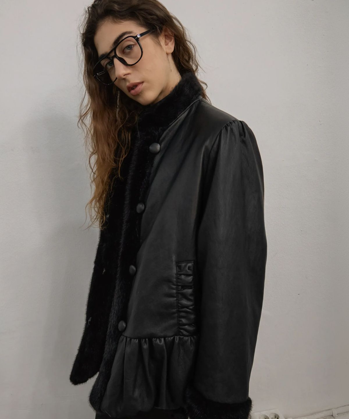 엘무드 우먼(LMOOD WOMEN) THEODORA Leather & Fur Reversible Coat Black