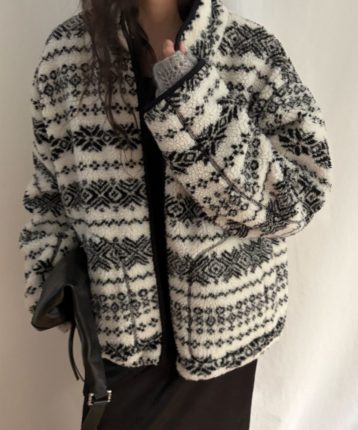 엘무드 우먼(LMOOD WOMEN) ALFONSO Dumble Fleece Jumper Nordic Black