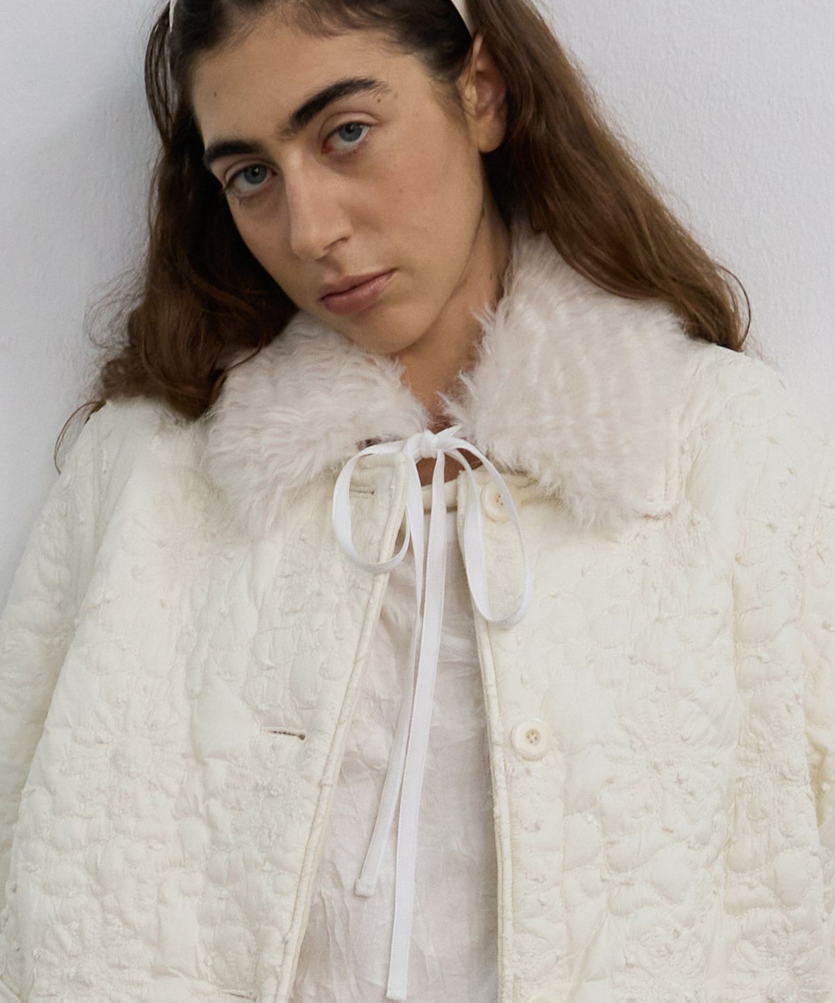 엘무드 우먼(LMOOD WOMEN) POODLE Mohair Fur Collar Ecru