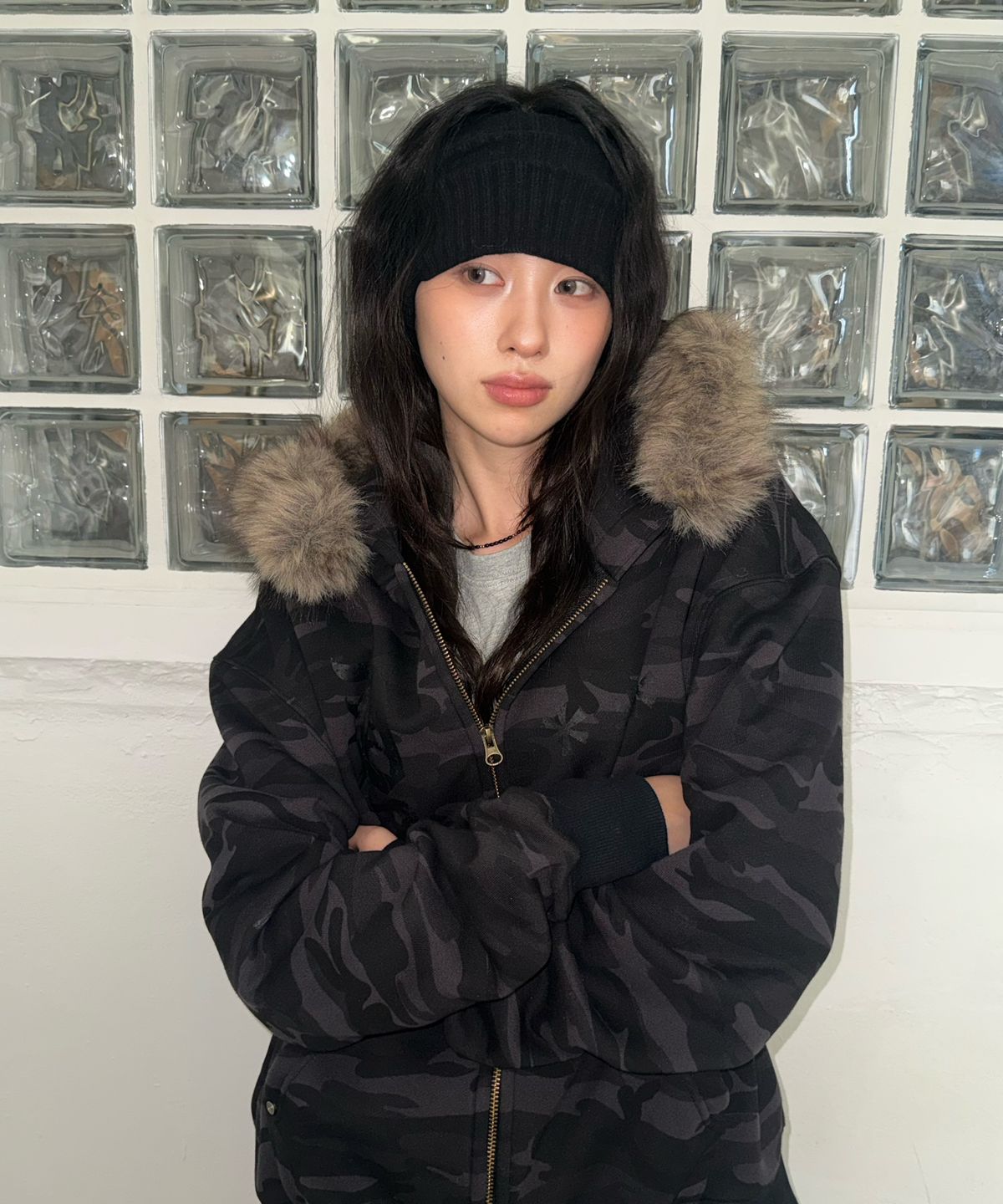 아모우(AMOU) AMOU Fur Hoodie Zip-Up CAMO
