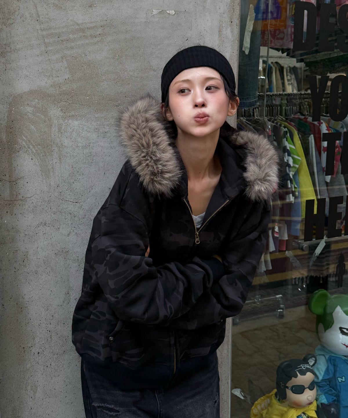 아모우(AMOU) AMOU Fur Hoodie Zip-Up CAMO