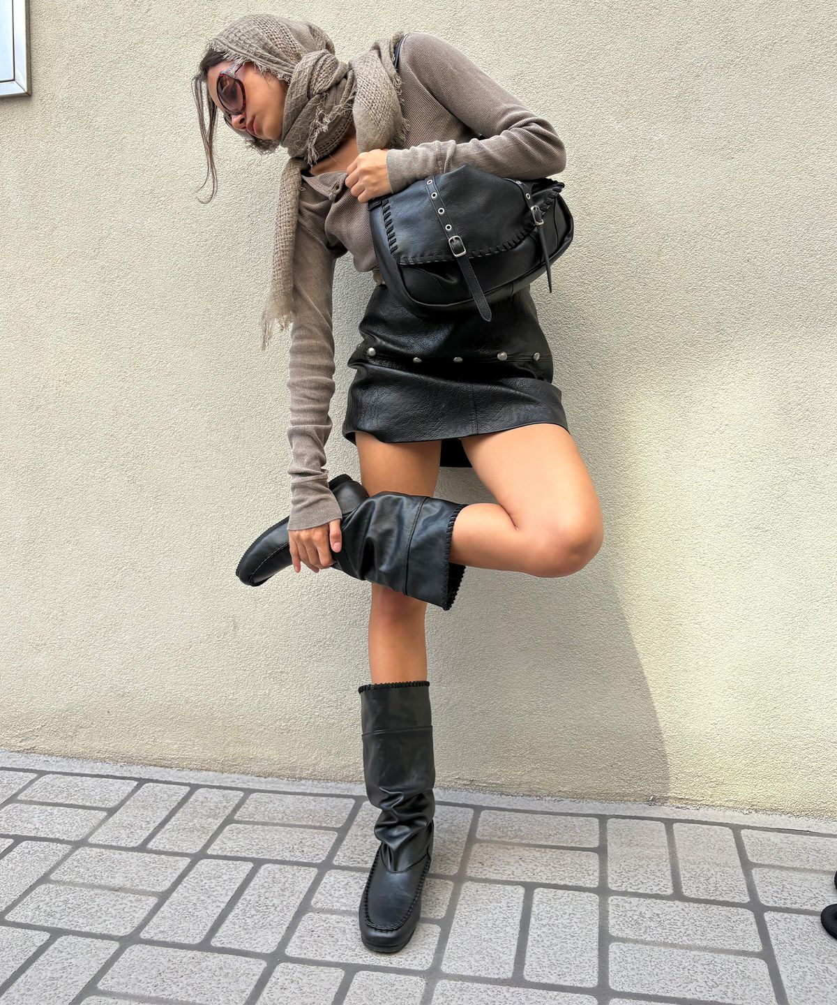 여밈(YEOMIM) [xYASE] braided moc boots (black)