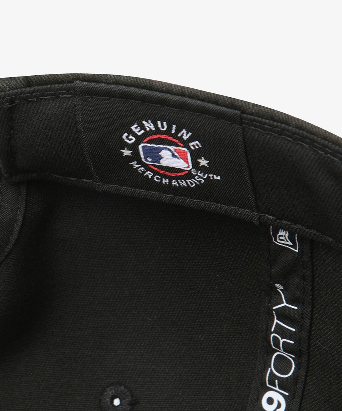 뉴에라(NEW ERA) MLB 뉴욕 양키스 몬레이 워싱 언스트럭쳐 볼캡 블랙 15411751