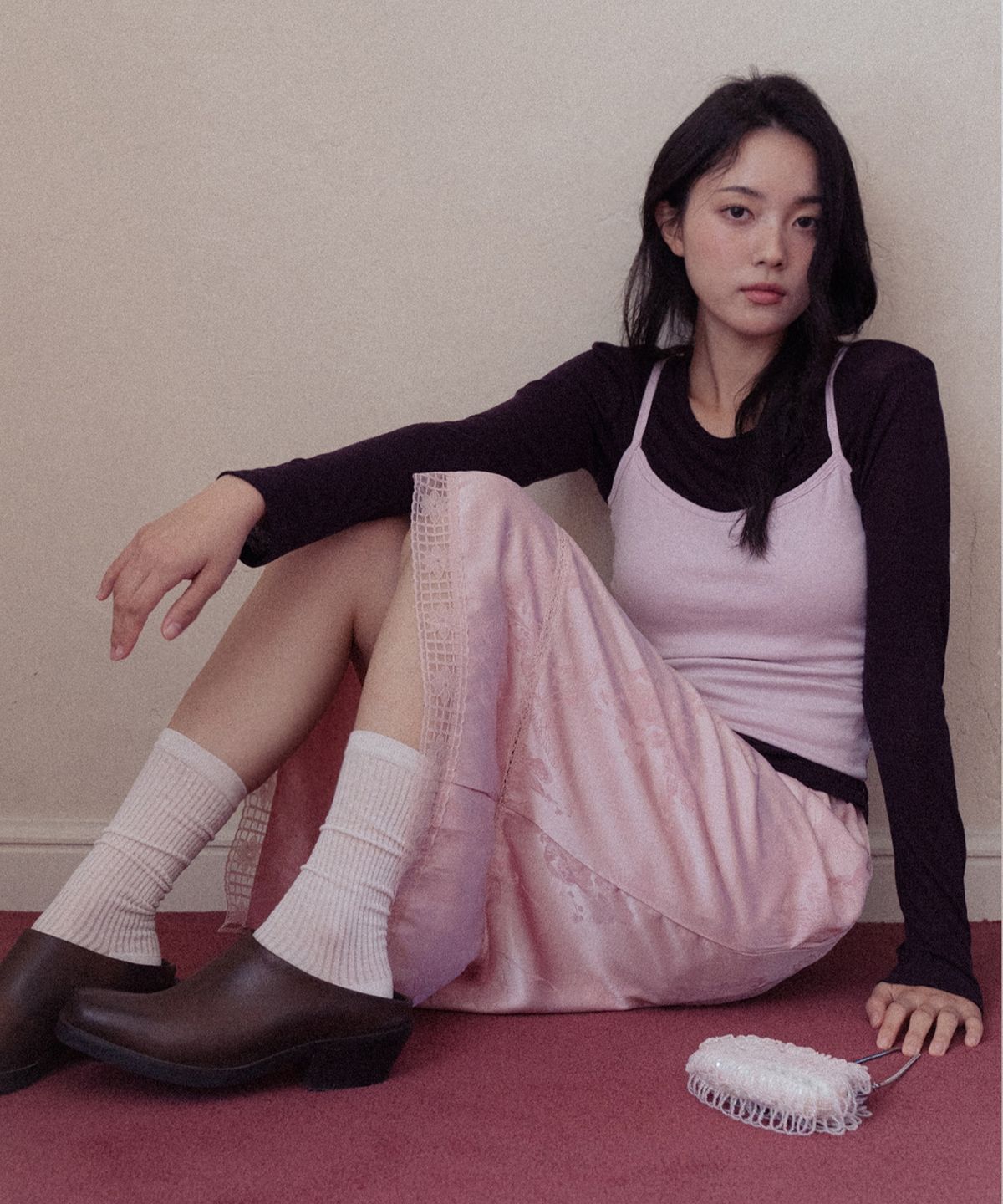 모로아(MOROA) Silky Midi Skirt-Pink