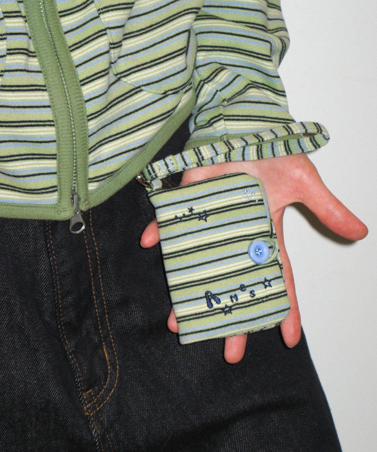 아메스 월드와이드(AMES-WORLDWIDE) STRIPE BUTTON CARD WALLET GREEN