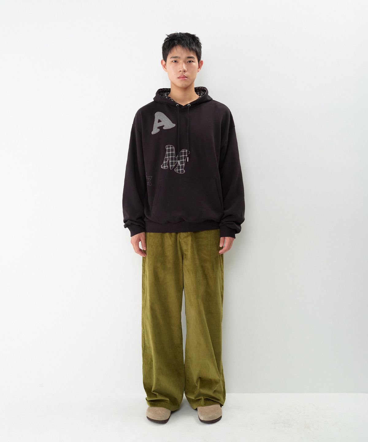 아메스 월드와이드(AMES-WORLDWIDE) OVERFIT CORDUROY 52 PANTS OLIVE