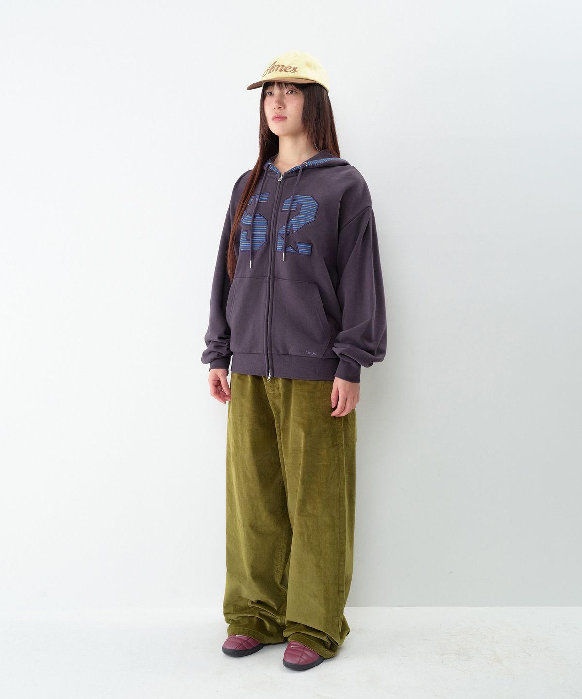 아메스 월드와이드(AMES-WORLDWIDE) OVERFIT CORDUROY 52 PANTS OLIVE