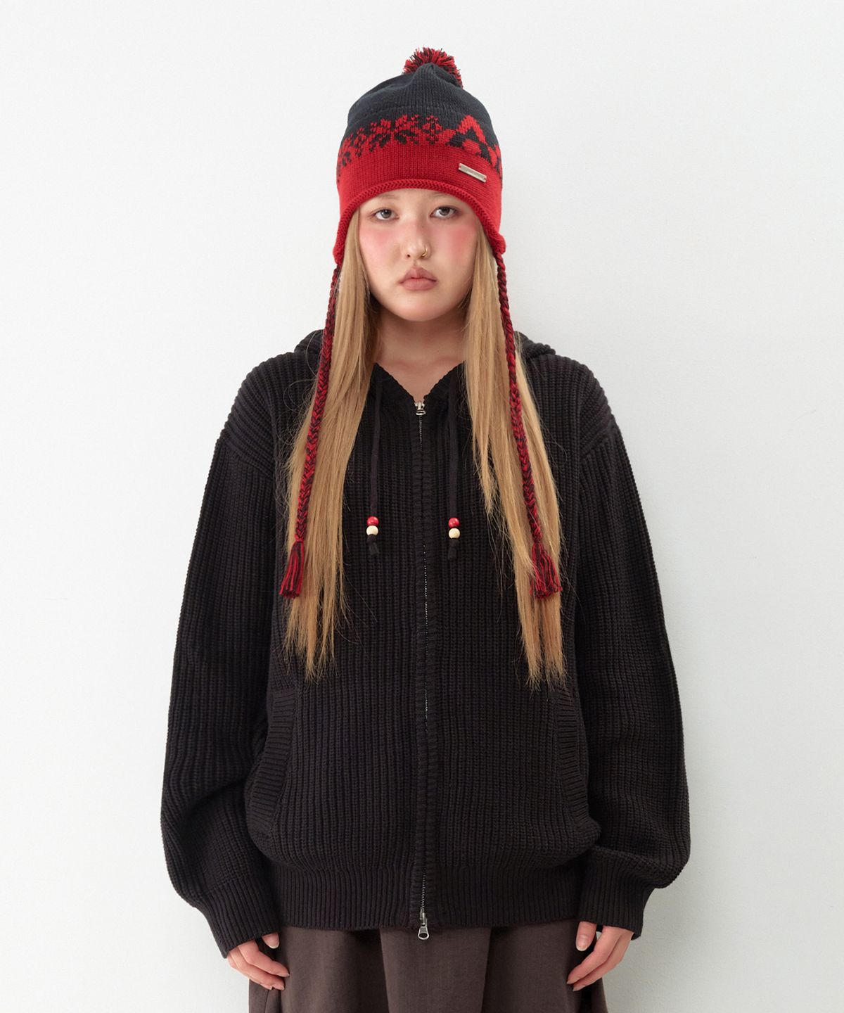 아메스 월드와이드(AMES-WORLDWIDE) BEADS KNIT HOODIE ZIP-UP BLACK