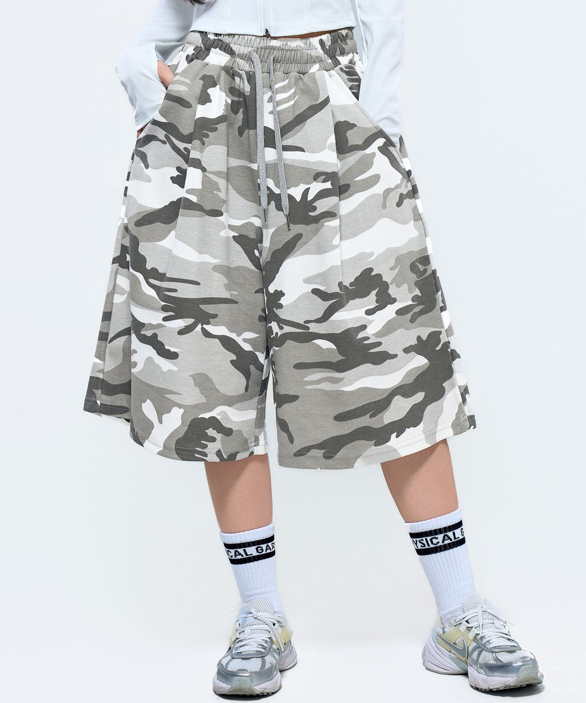 피지컬가먼츠(PHYSICAL GARMENTS) P2668 카모 핀턱 버뮤다 팬츠 [3COLOR]