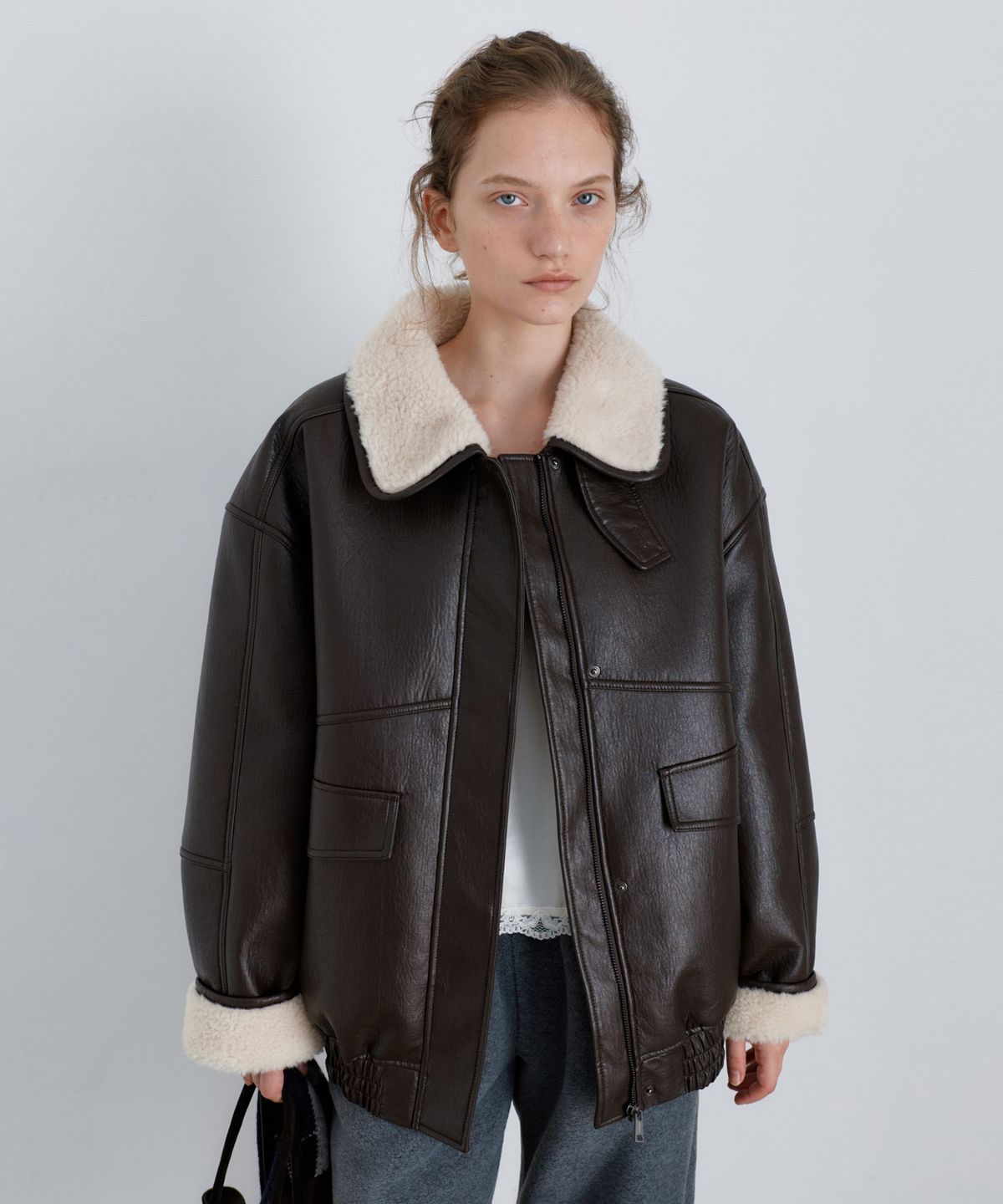 유라고(URAGO) Shearing leather blouson jumper_Black