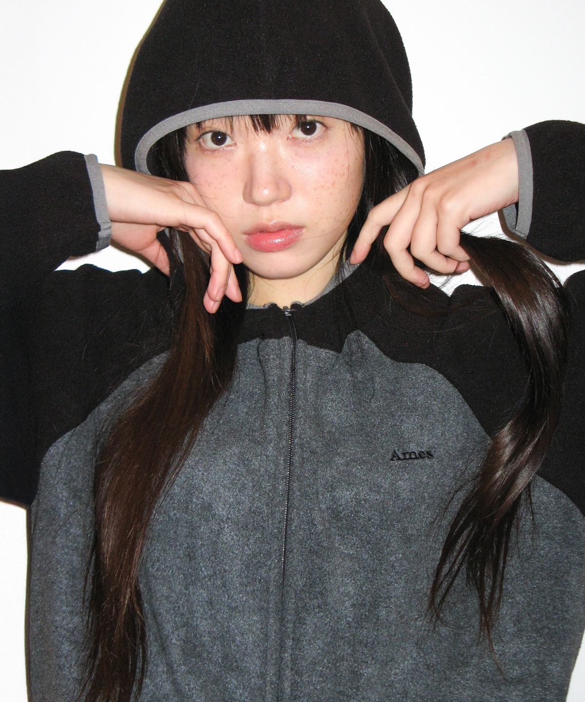 아메스 월드와이드(AMES-WORLDWIDE) POLAR FLEECE RAGLAN HOODIE ZIP-UP CHARCOAL