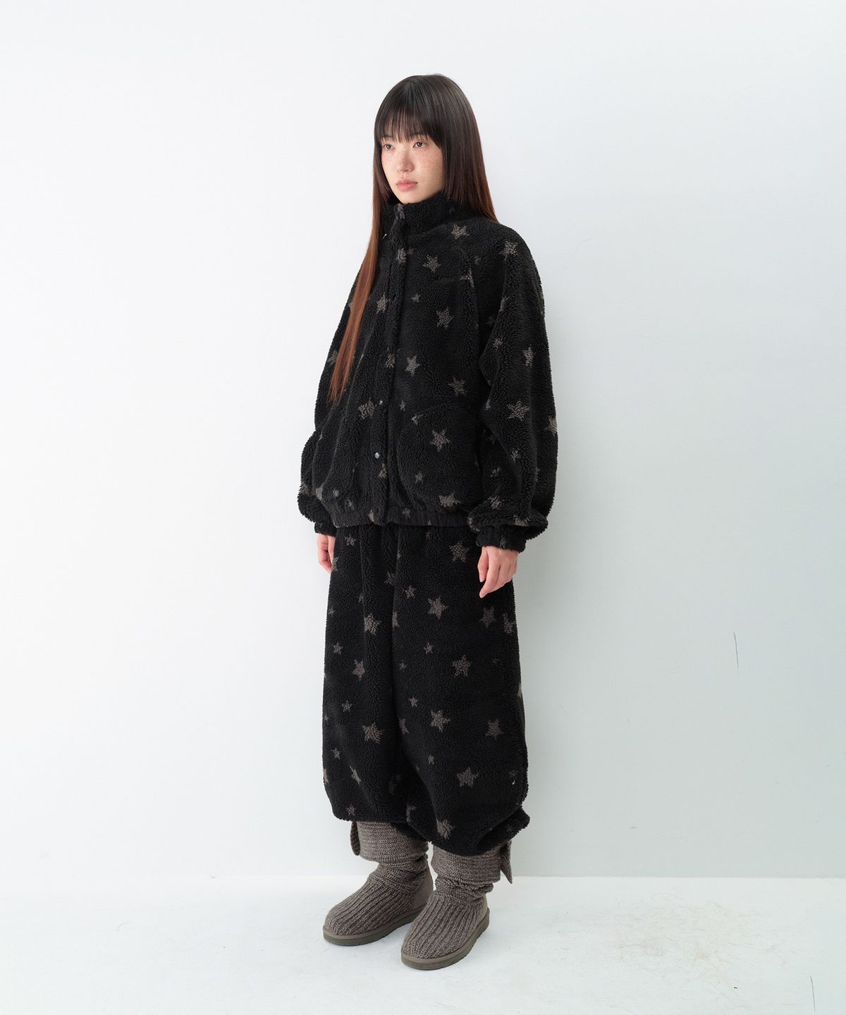 아메스 월드와이드(AMES-WORLDWIDE) STARRY BOA PANTS BLACK
