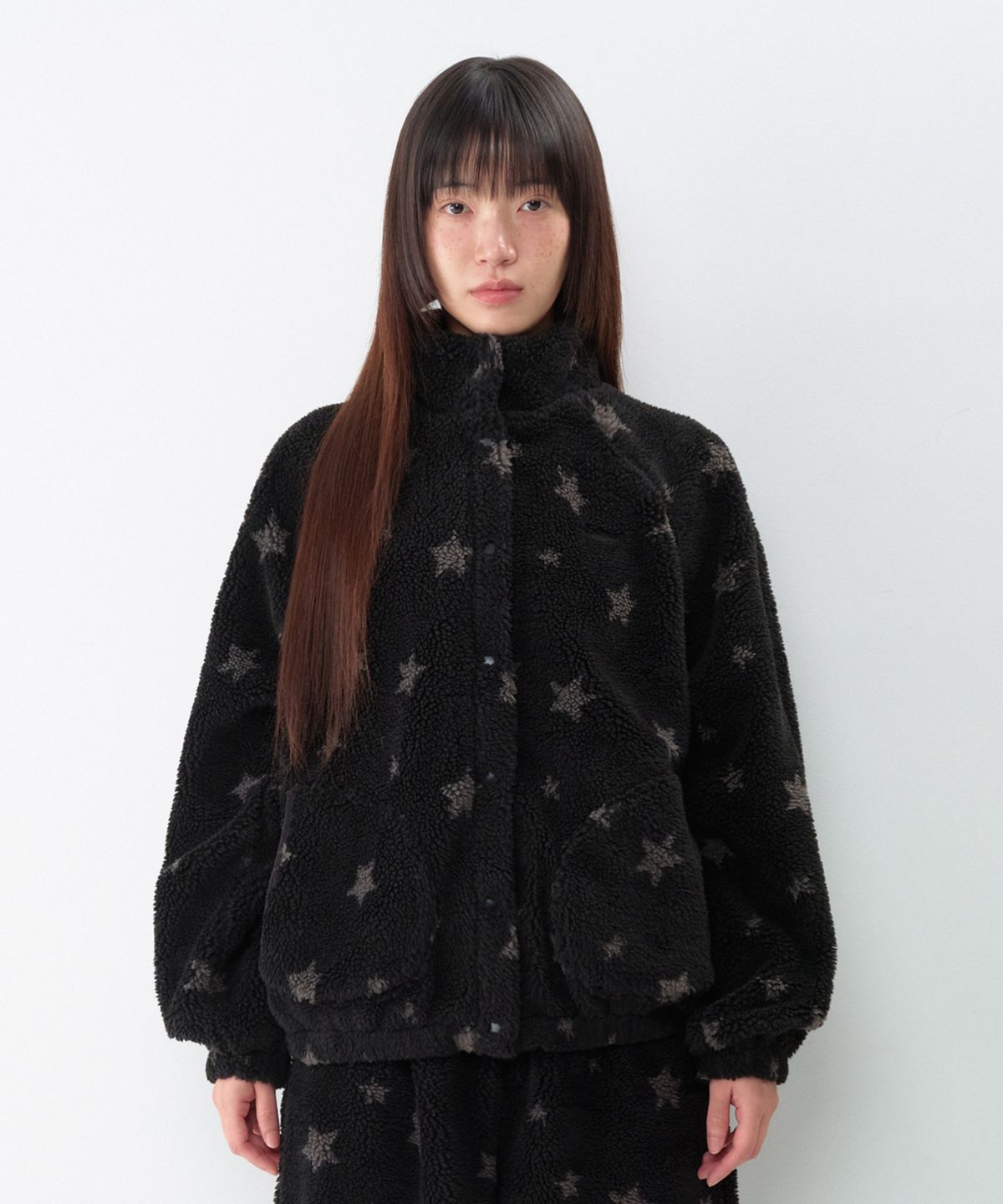 아메스 월드와이드(AMES-WORLDWIDE) STARRY BOA JACKET BLACK