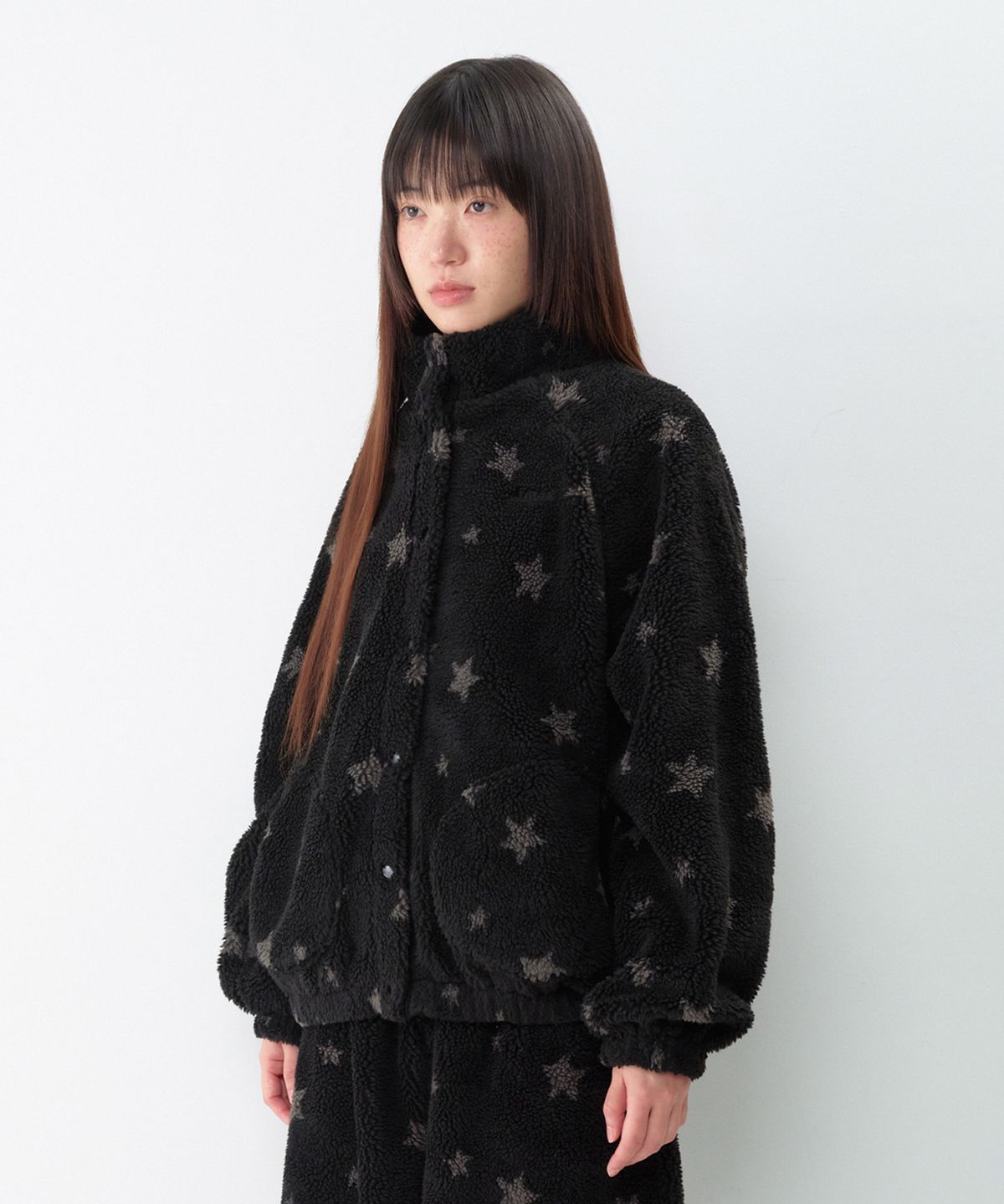 아메스 월드와이드(AMES-WORLDWIDE) STARRY BOA JACKET BLACK