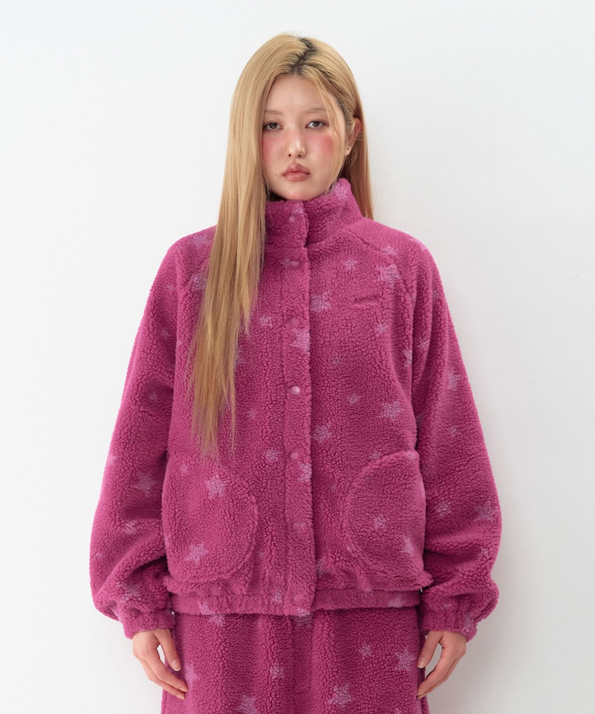 아메스 월드와이드(AMES-WORLDWIDE) STARRY BOA JACKET DEEP PINK