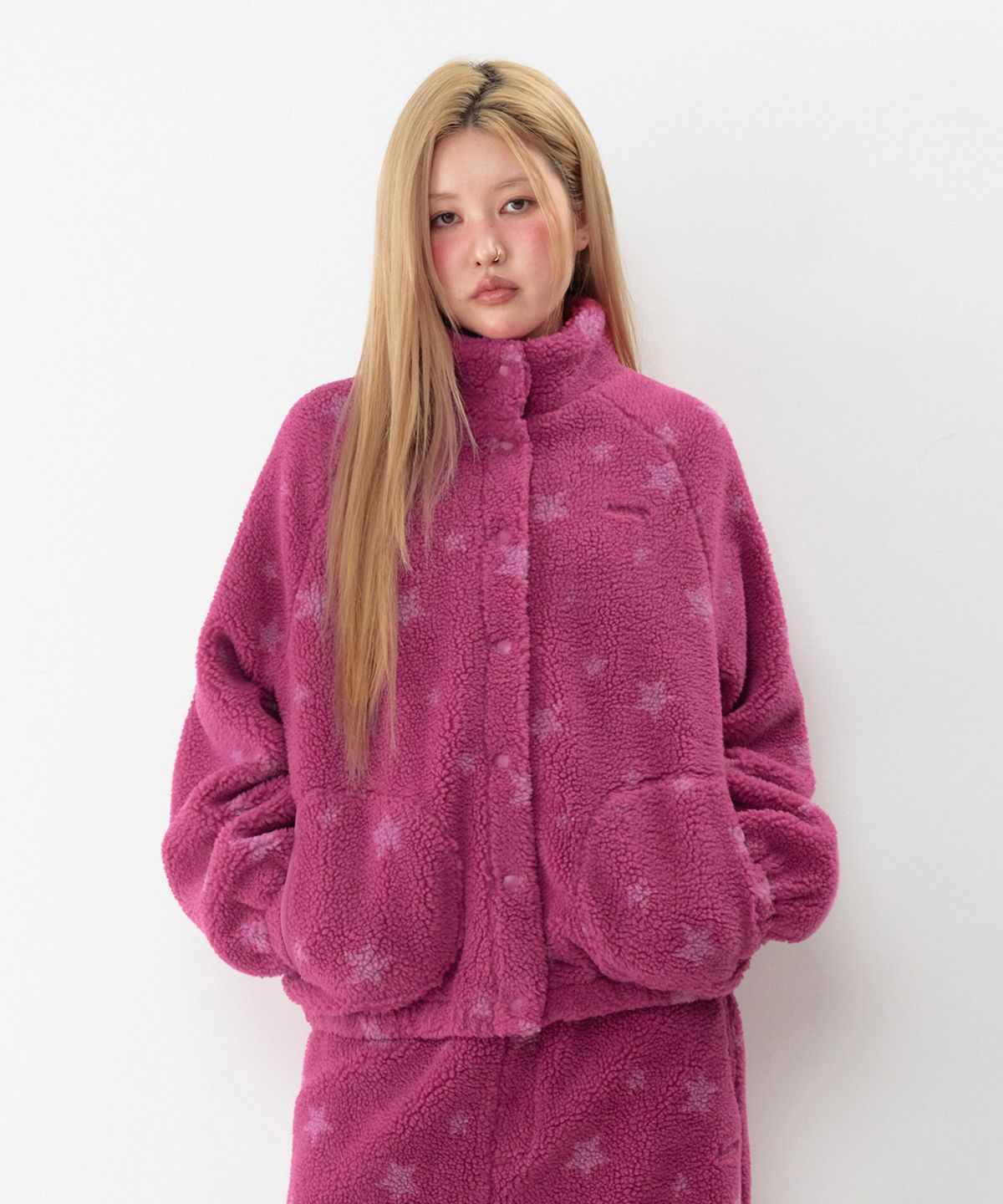 아메스 월드와이드(AMES-WORLDWIDE) STARRY BOA JACKET DEEP PINK
