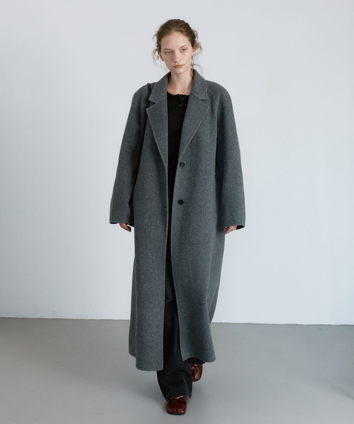 유라고(URAGO) Handmade belted wool maxi coat