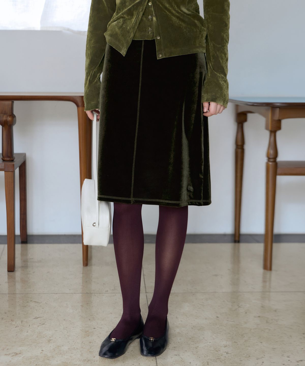 유라고(URAGO) Velvet banding midi skirt