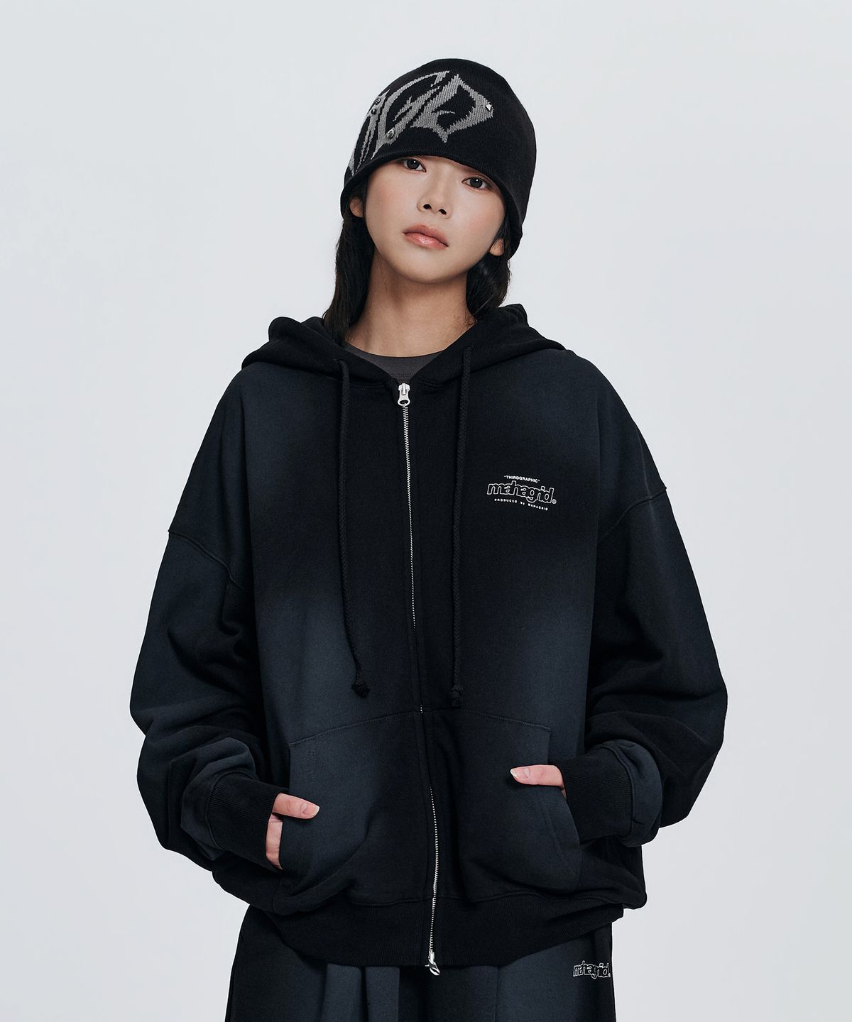 마하그리드(MAHAGRID) [10주년] TRIBAL MGD STUD KNIT BEANIE[BLACK]