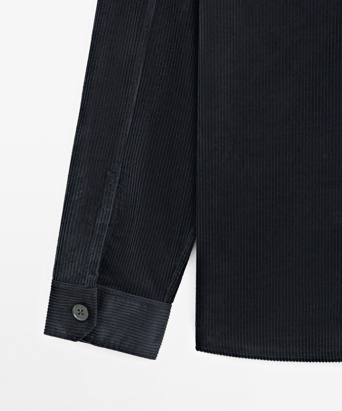 마시모두띠(MASSIMO DUTTI) 스웨이드 포켓 디테일 코듀로이 오버셔츠