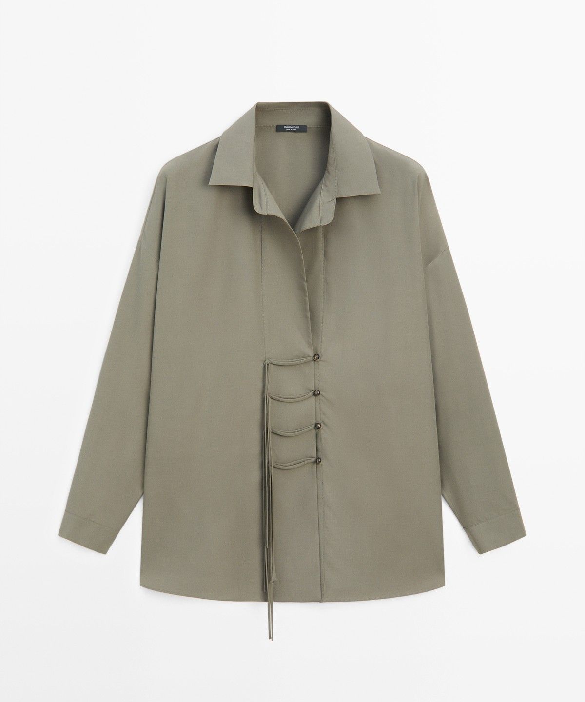 마시모두띠(MASSIMO DUTTI) 버튼 디테일 플루이드 셔츠