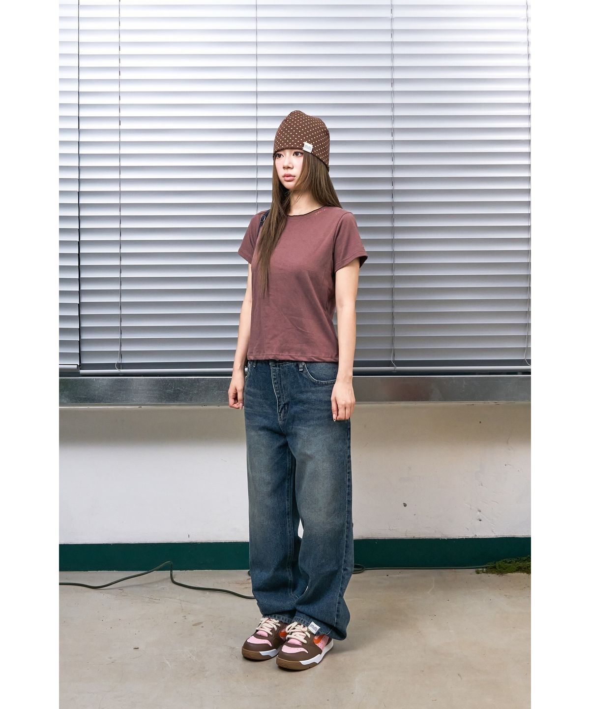 낫뉴(NOT NEW) Rainbow Stitch T-Shirt Brown