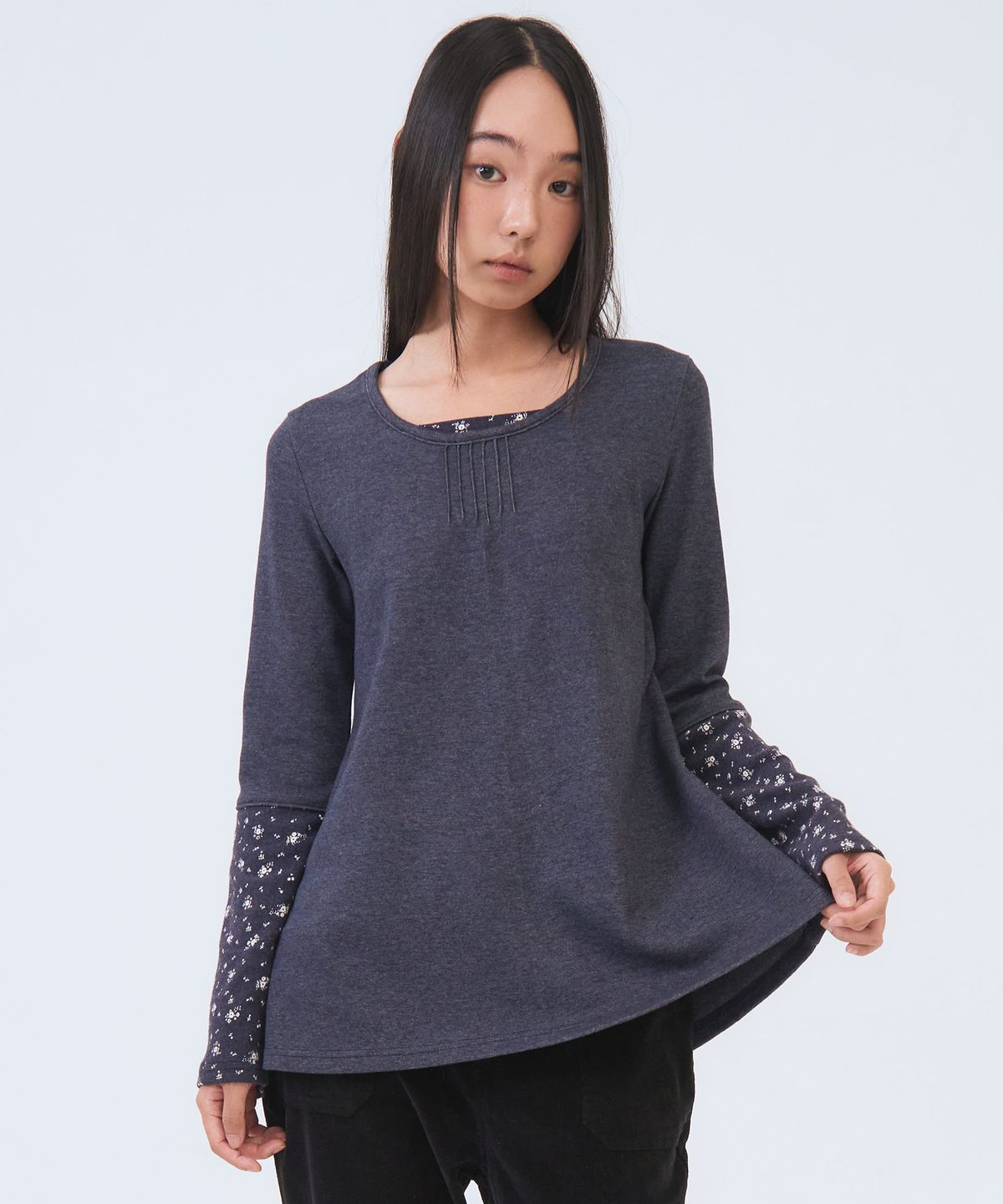 오피쉬(OAFISH) Pintuck Color-block Long Sleeves, Navy