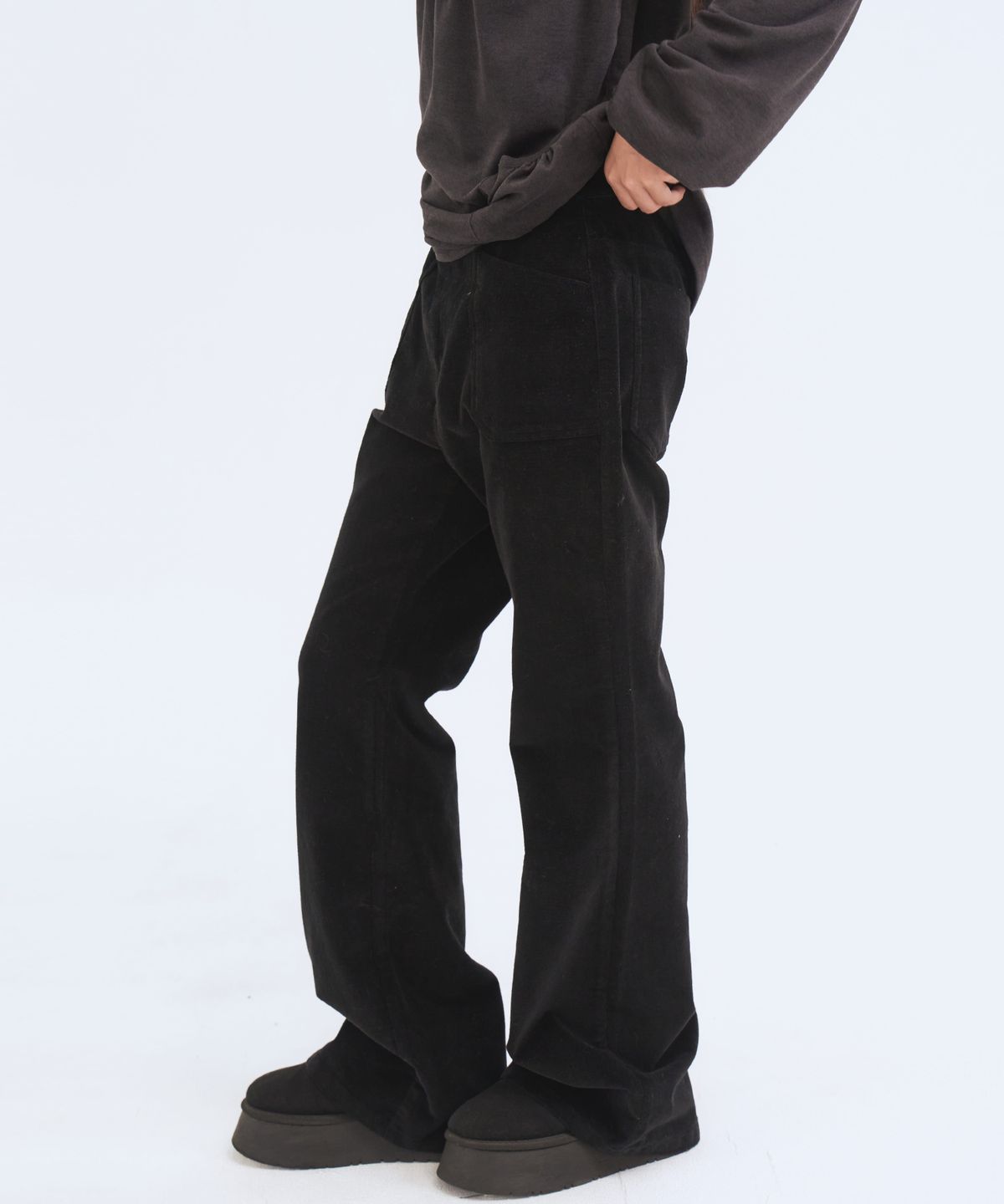 오피쉬(OAFISH) Corduroy Bootcut Pants, Black