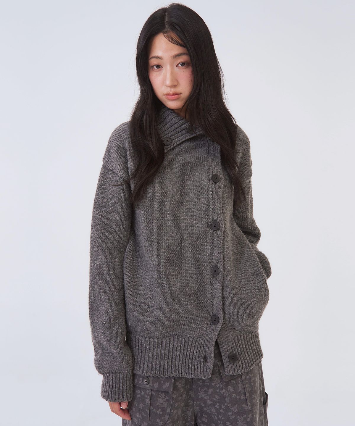 오피쉬(OAFISH) Morrow High Neck Cardigan, Charcoal