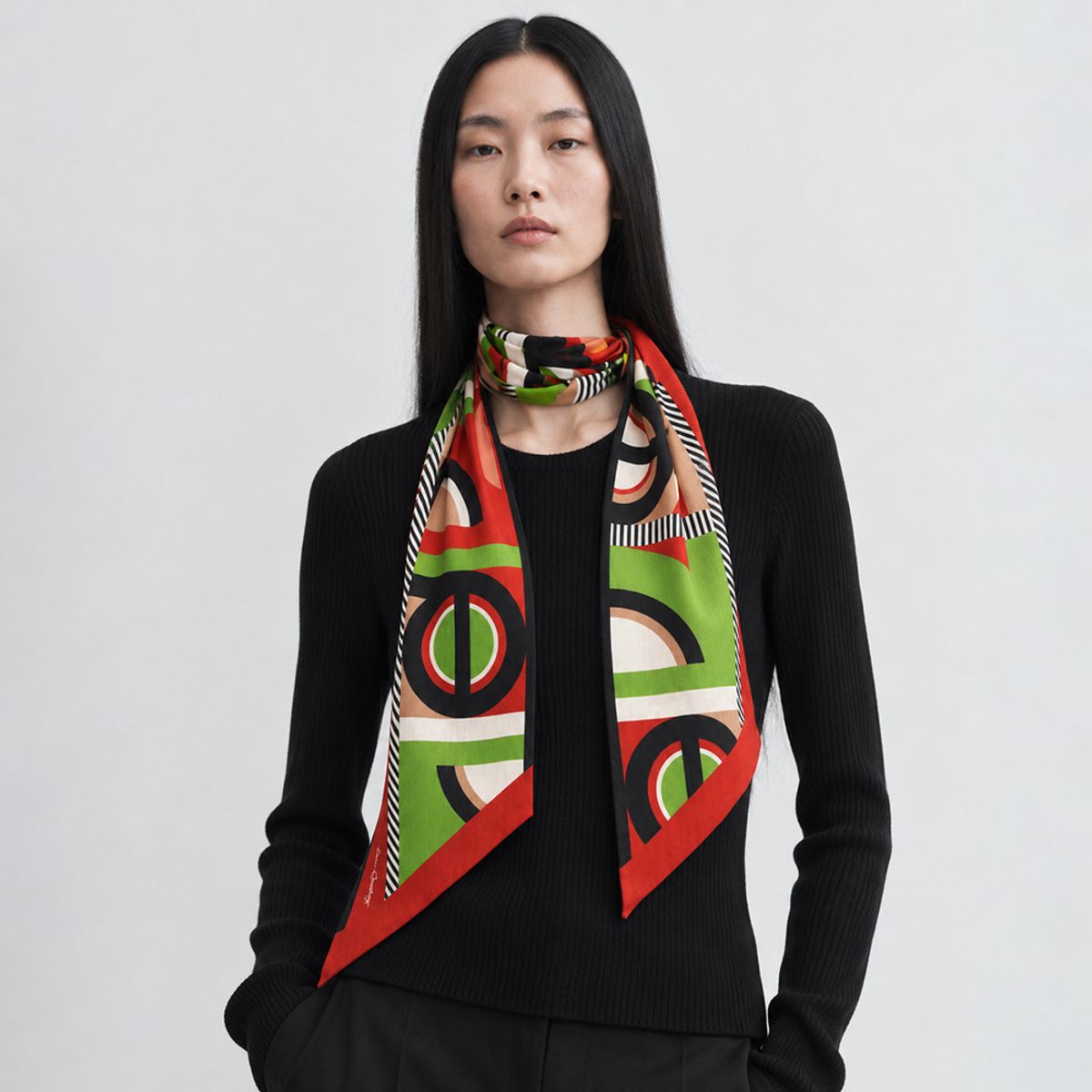 루이까또즈스카프(LOUIS QUATORZE SCARF) 바우시스 울실크 방도 스카프 1GSB153