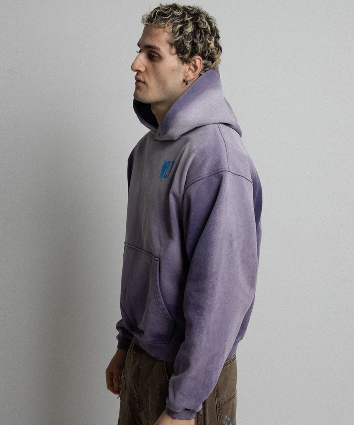 위러브티(WELOVETEE) SUNFADED HOODIE [BLUE]