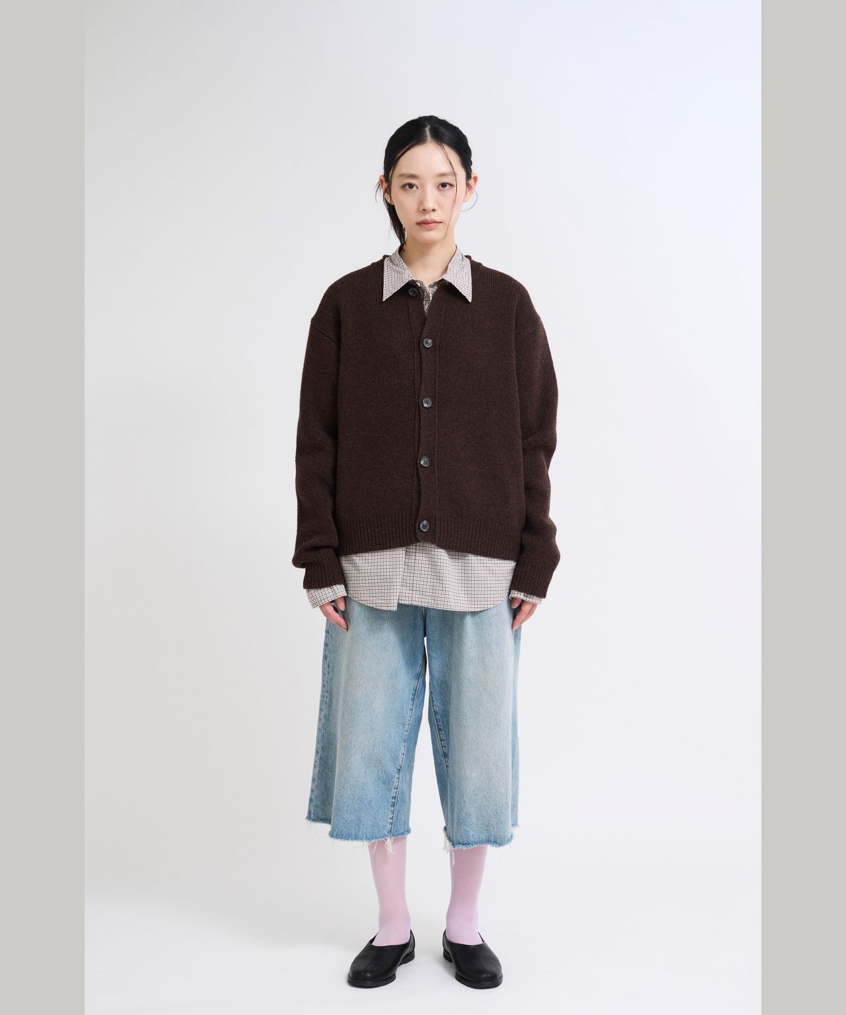 더씽인데어데어(THE THING IN THEIR THERE) Rolled-Edge Shetland Cardigan Brown