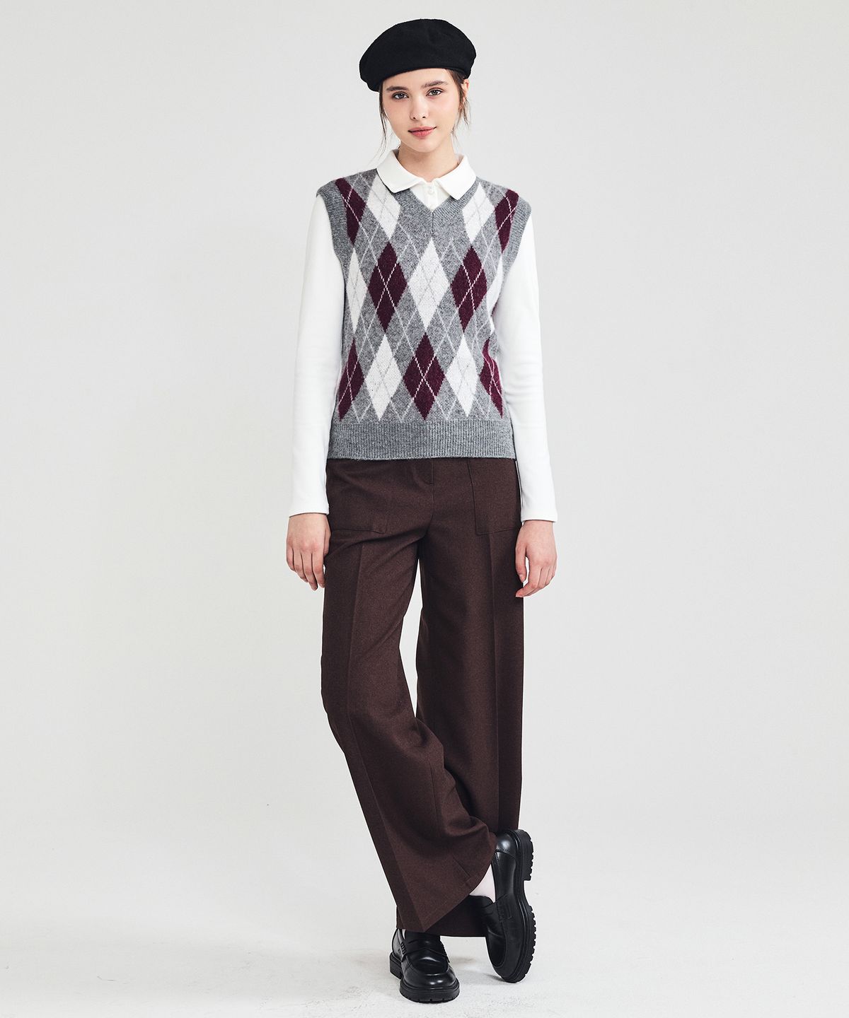 로드로아르(LORDLOAR) 아웃 포켓 세미 와이드 팬츠 BROWN