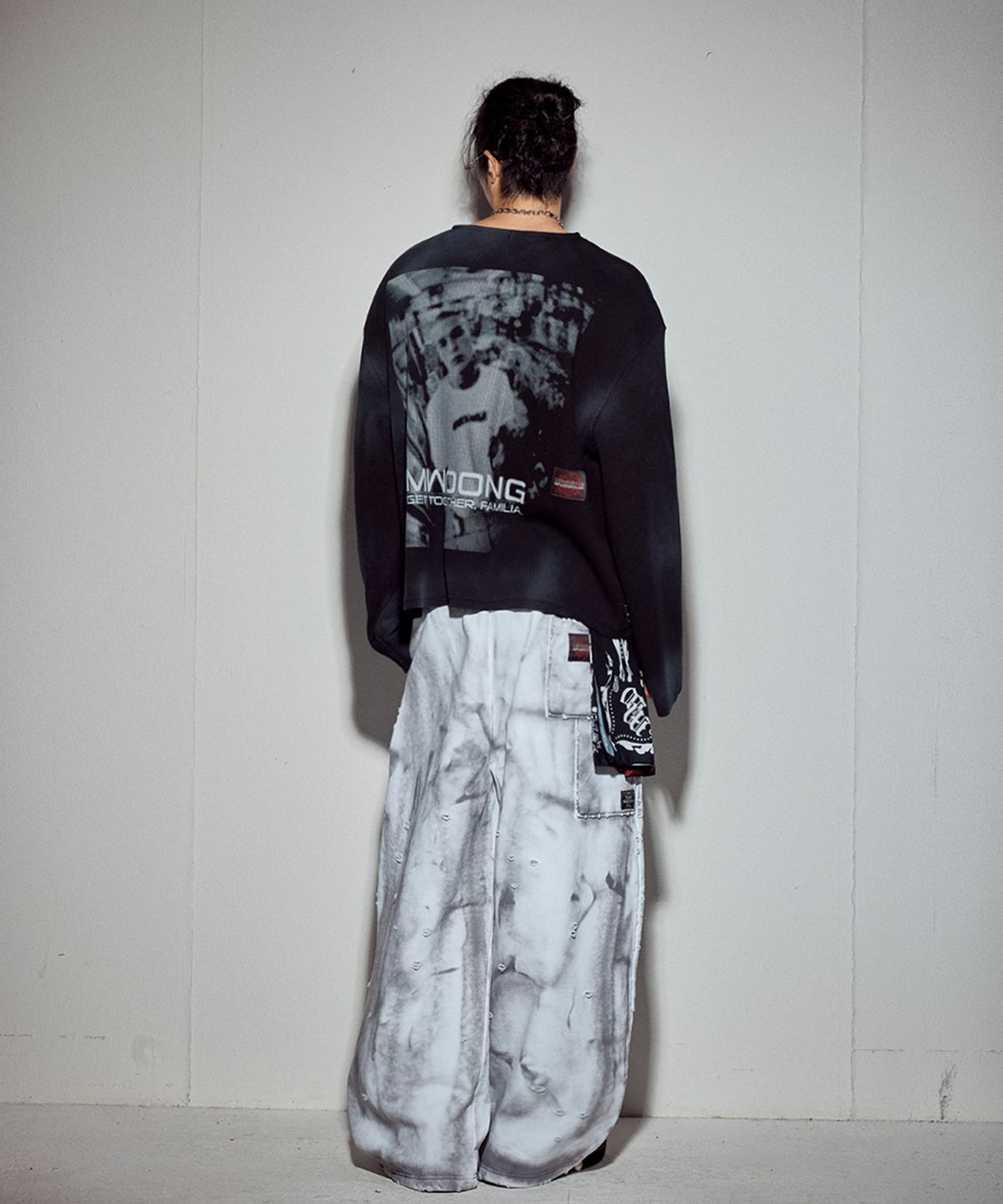 뭉(MWOONG) VTG printing heavy waffle LS-BK dirty