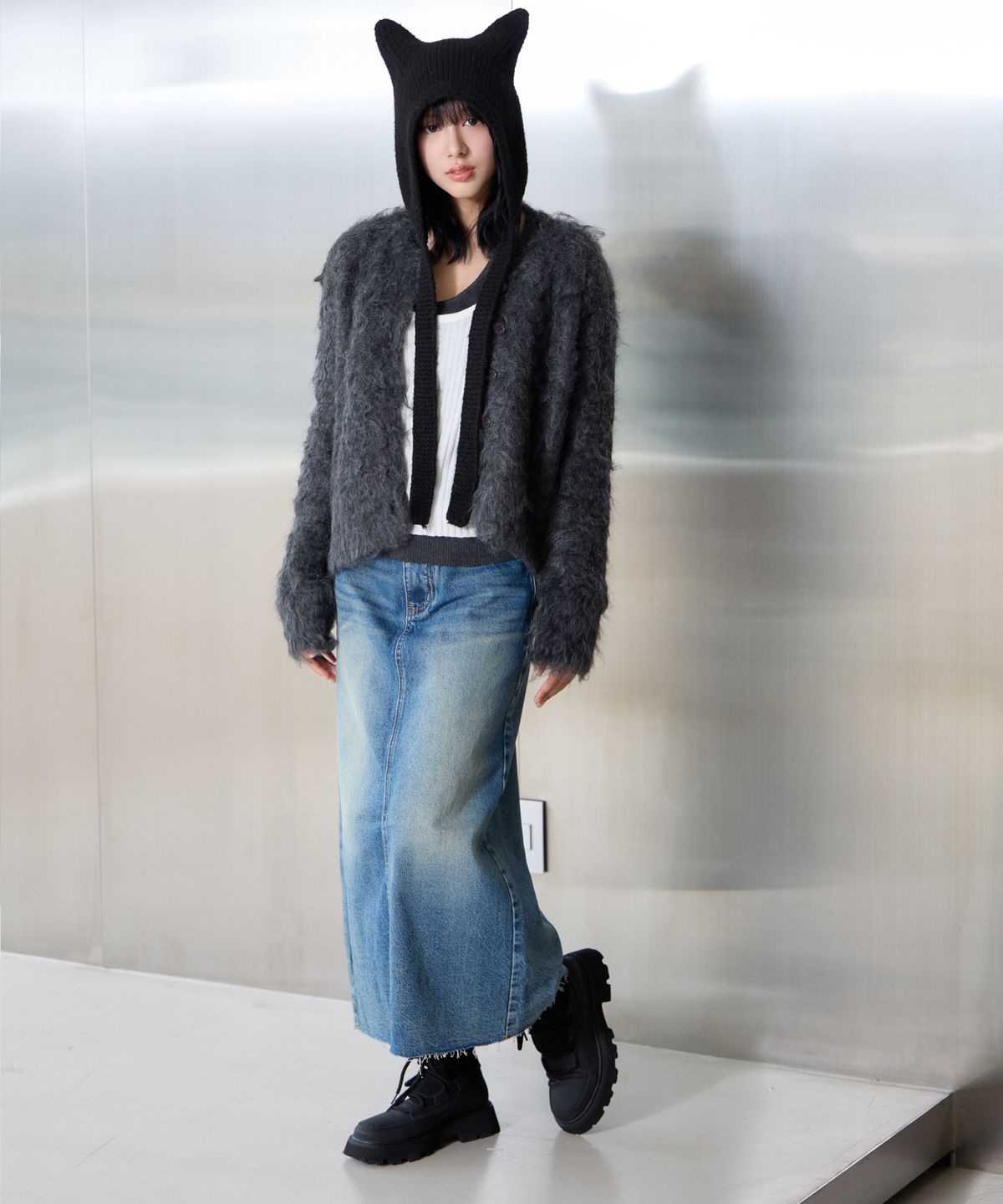 언노운 플라넷(UNKNOWN PLANET) 빈티지 샌드워싱 스트레이트 롱 데님 스커트