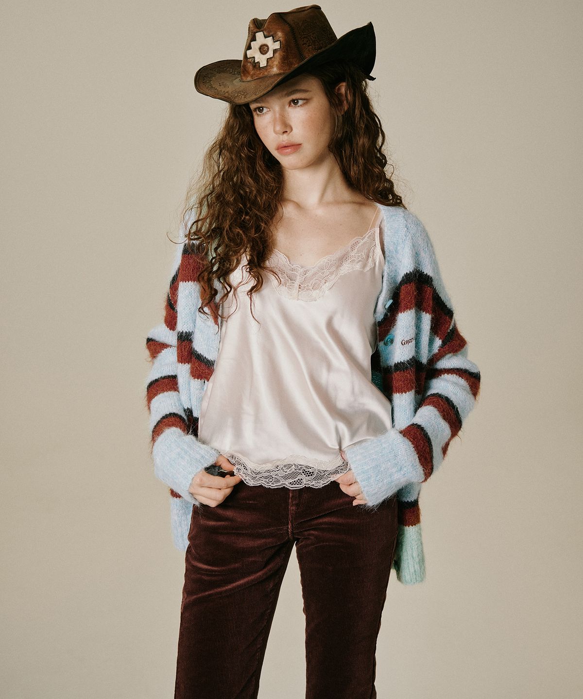 그린버터(GREENBUTTER) Fleece-Lined Corduroy Bootcut Pants (Brown)