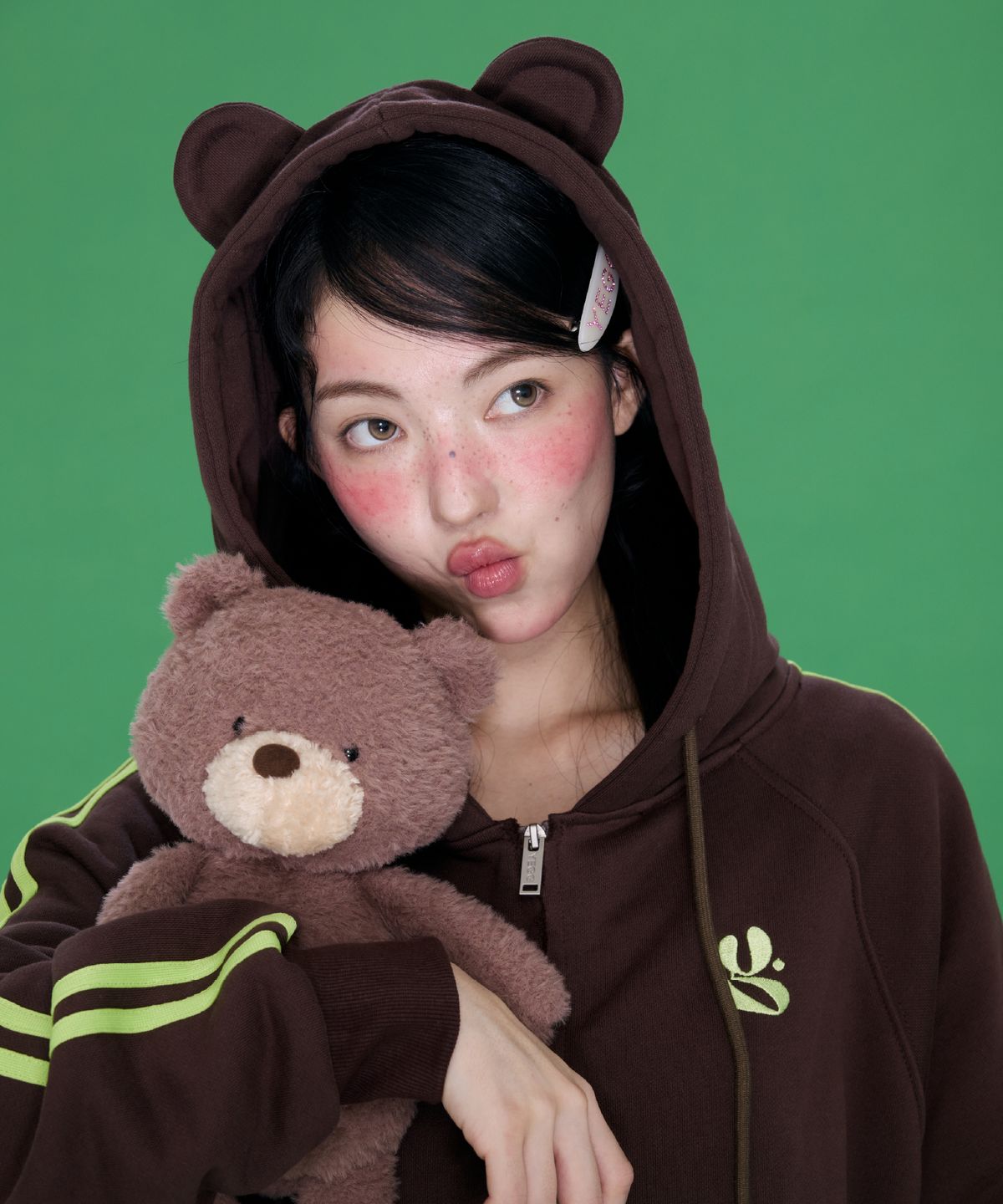 예그(YEGG) Bear Hoodie