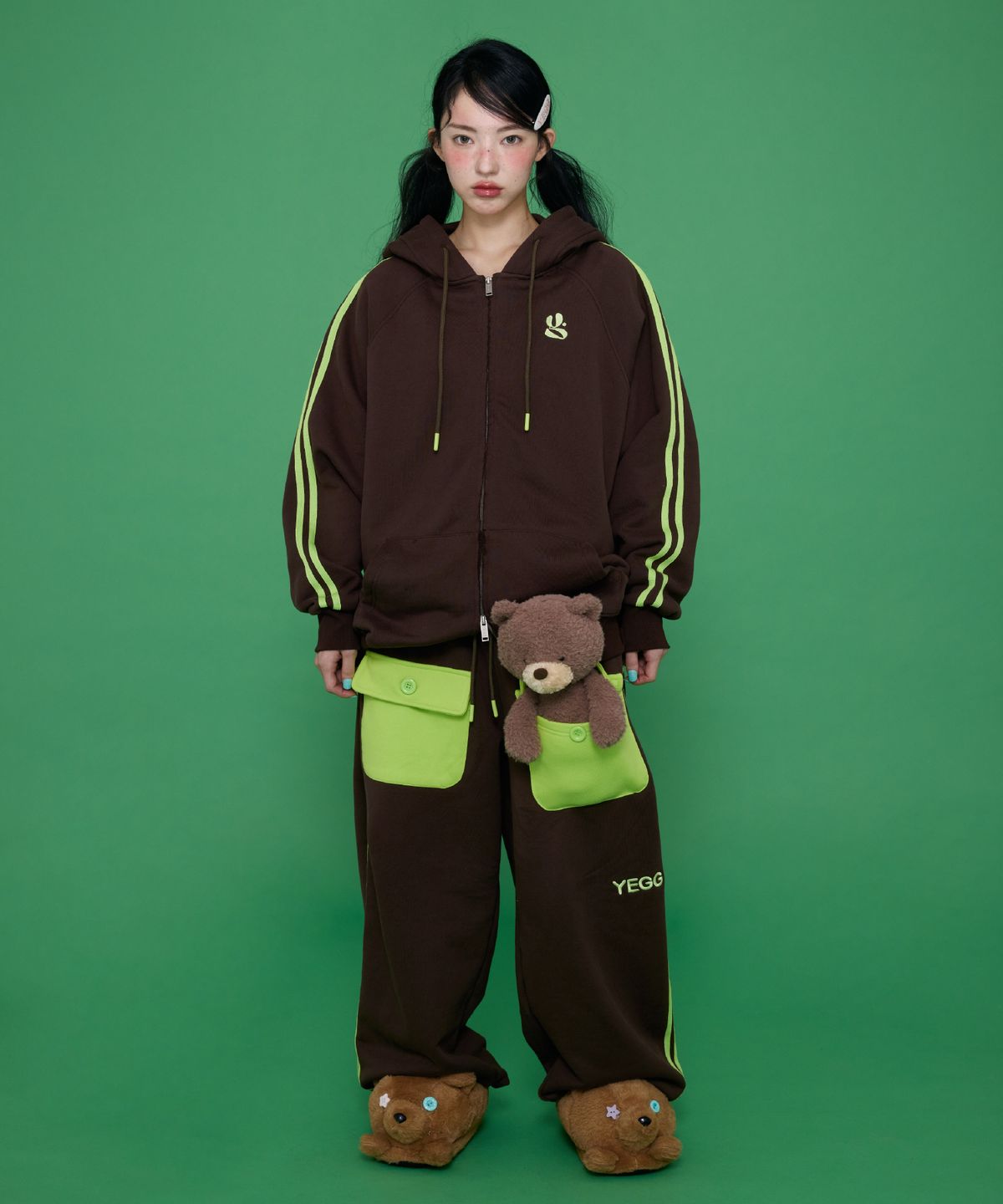 예그(YEGG) Bear Hoodie