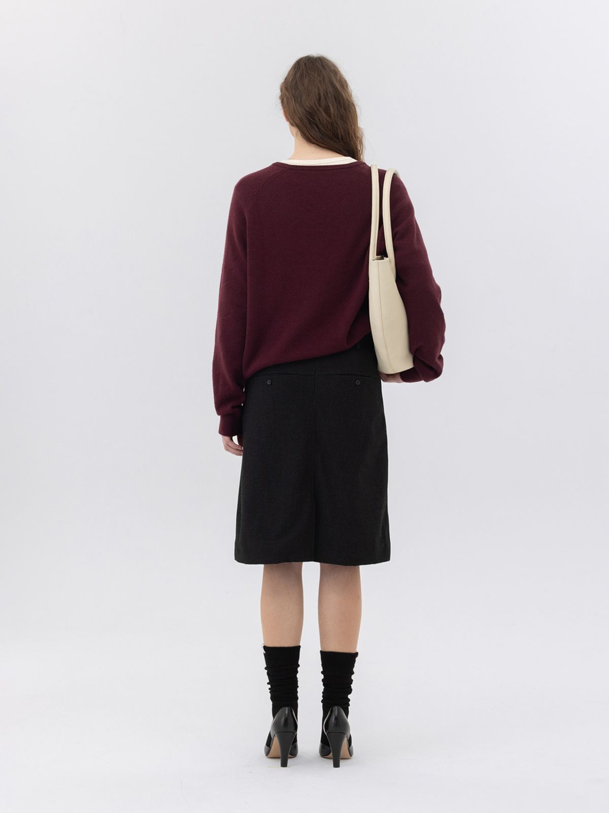 글로니(GLOWNY) G LOOSE DEEP V-NECK KNIT (WINE)