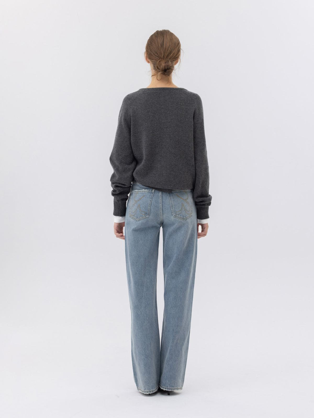 글로니(GLOWNY) G LOOSE DEEP V-NECK KNIT (GRAY)