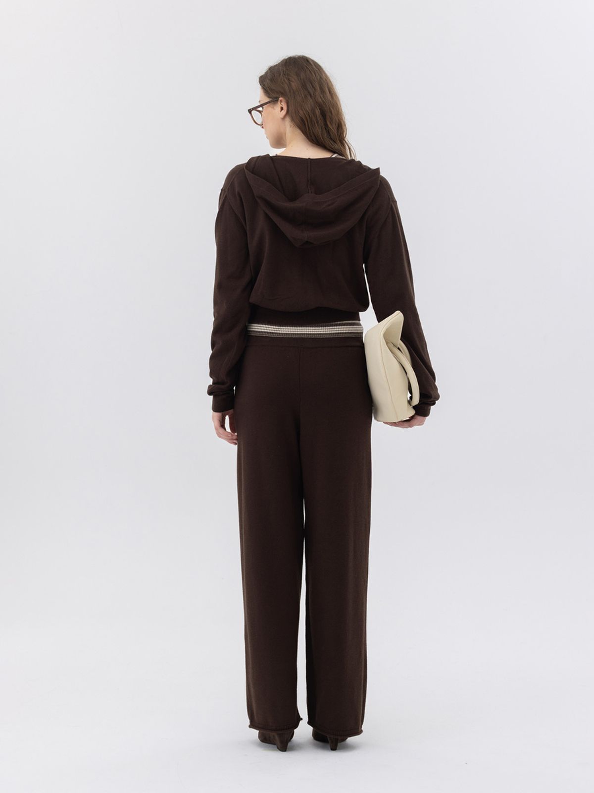 글로니(GLOWNY) G HUG V-NECK KNIT HOODIE (KHAKI BROWN)