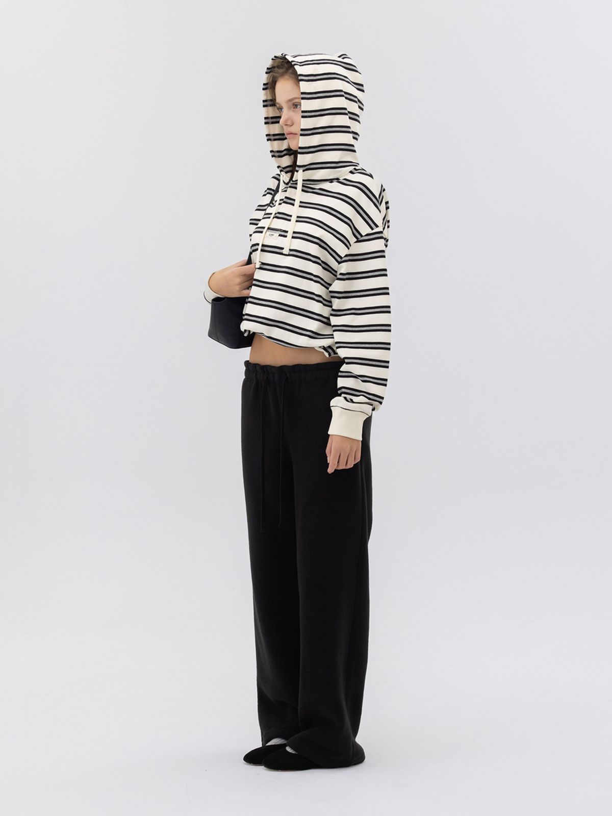 글로니(GLOWNY) HERITAGE STRIPE BUTTON HOODIE (WHITE)