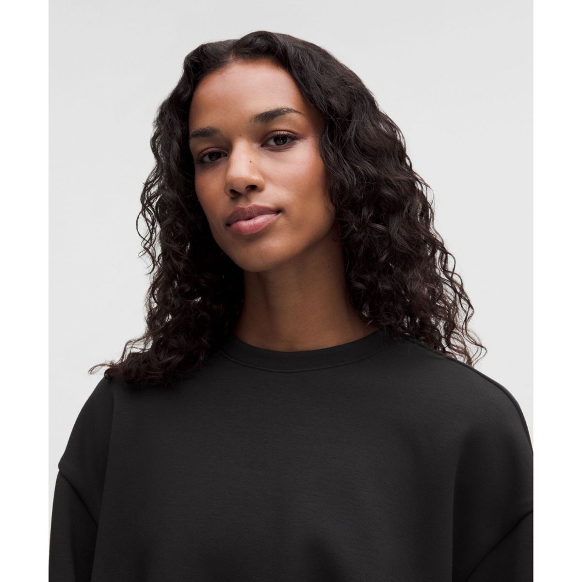 룰루레몬(LULULEMON) 스무드 스페이서 오버사이즈드 크루  BLK