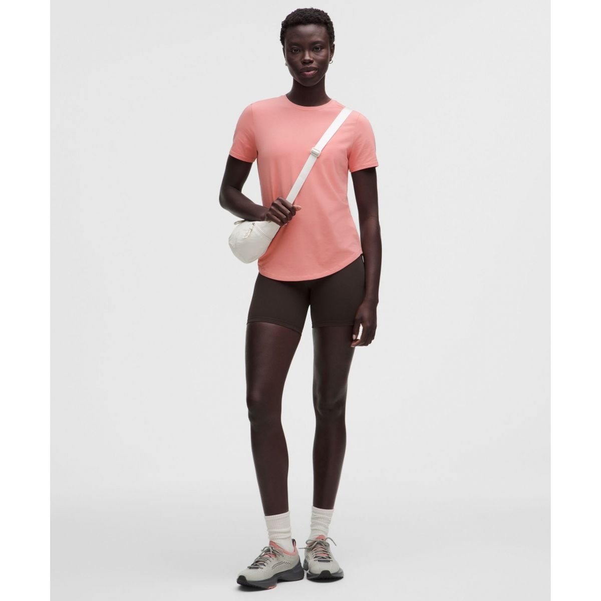룰루레몬(LULULEMON) 러브 크루넥 티셔츠  PPDE