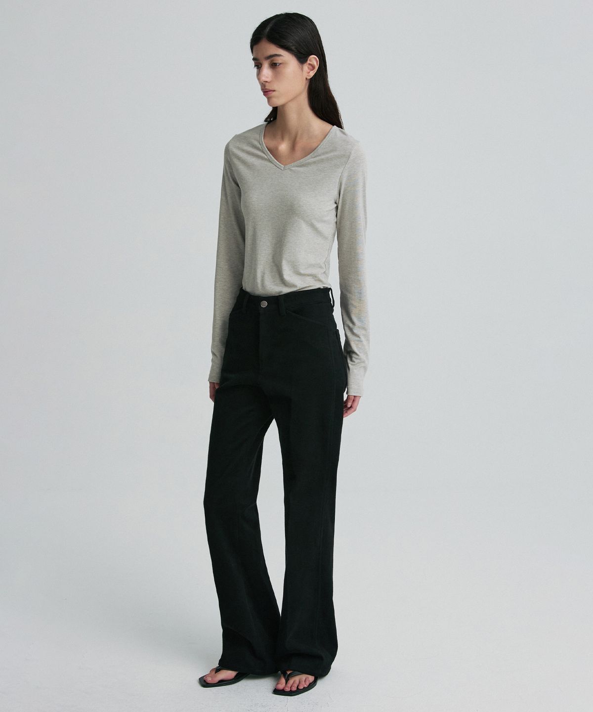 리이(RE RHEE) VELVET SLIM BOOTCUT TROUSERS