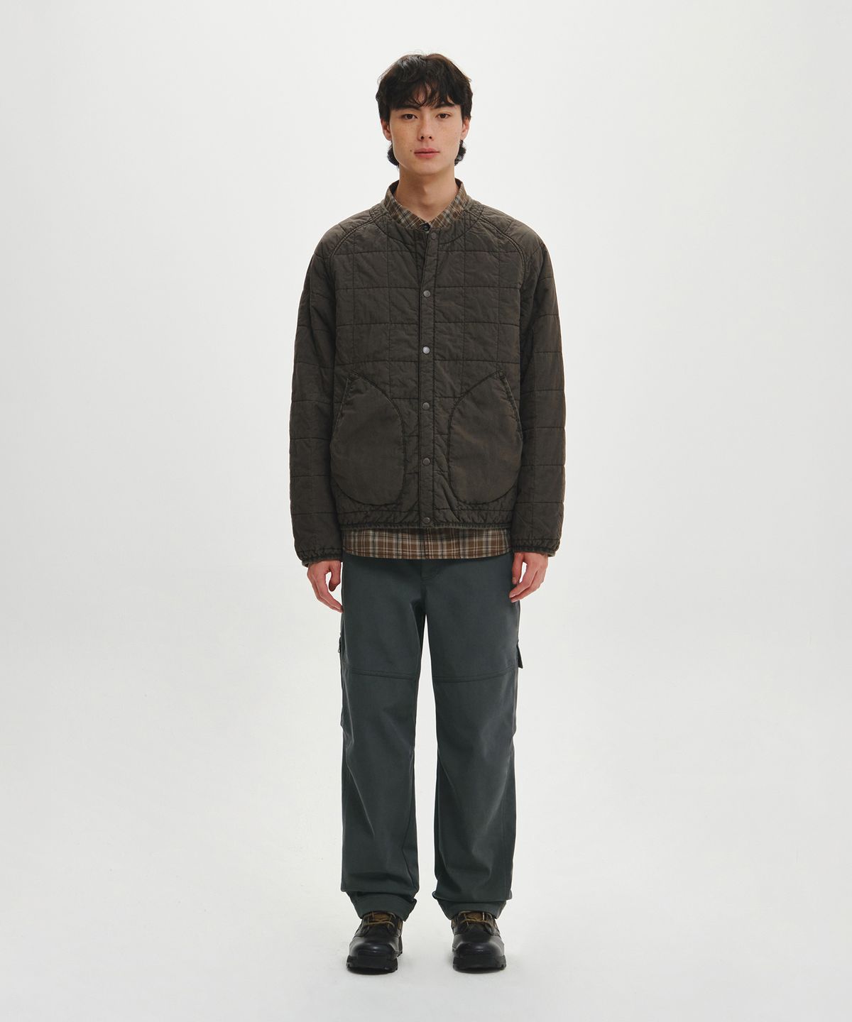 힐리먼트(HELEMENT) 피그먼트 퀼팅 자켓 (BROWN)