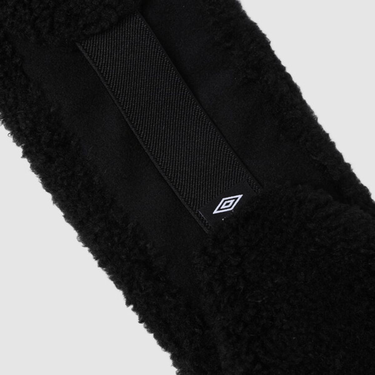 엄브로(UMBRO) 시어링 헤어밴드 블랙 UR423CAOO2