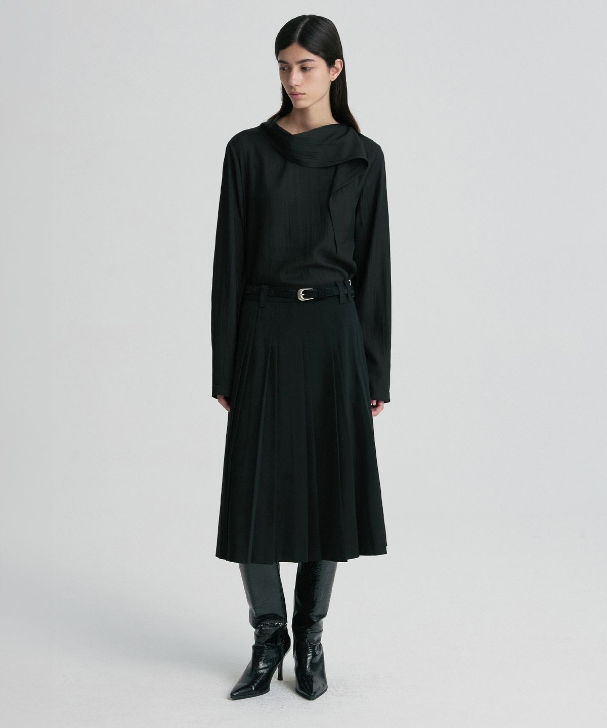 리이(RE RHEE) WOOL-SILK BLEND PLEATED SKIRT