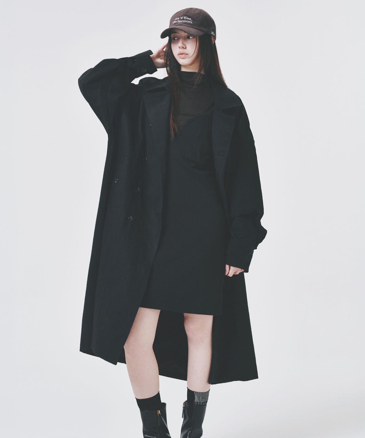 콜드블랭킷(COLD BLANKET) 오버핏 헤비 트렌치 코트 블랙