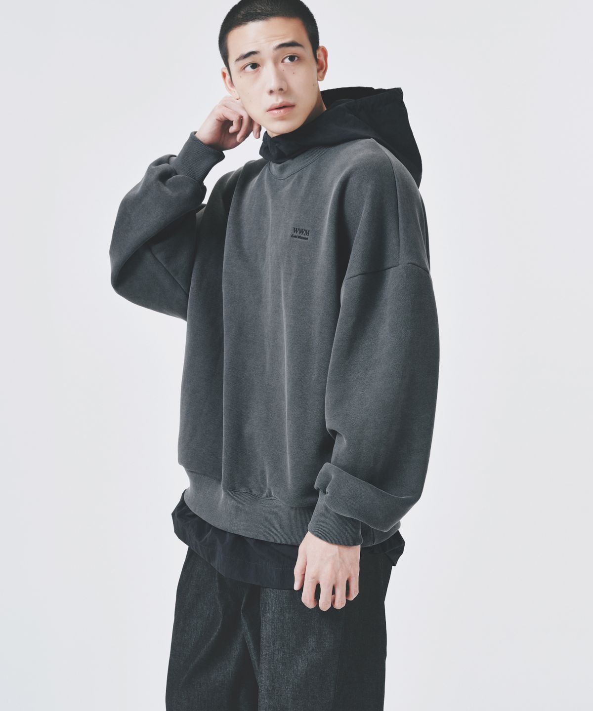 콜드블랭킷(COLD BLANKET) 바이오 피그 쭈리 후드 포켓 맨투맨 [노기모]